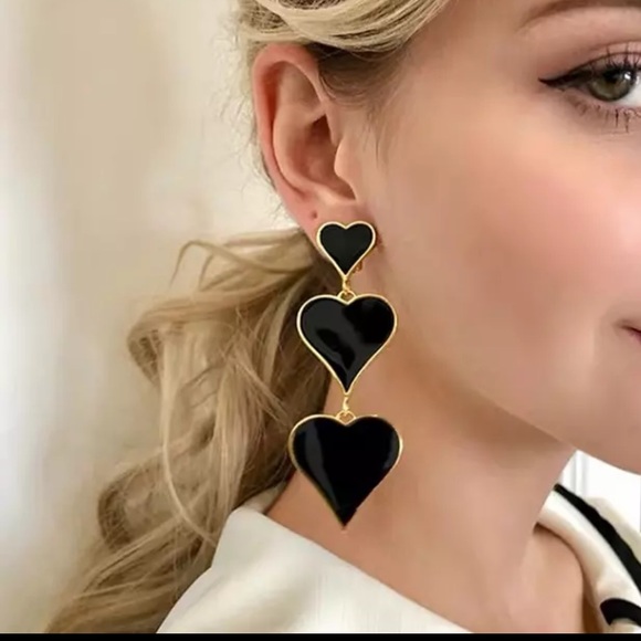 Red Drop Heart Earrings - Picture 2 of 4